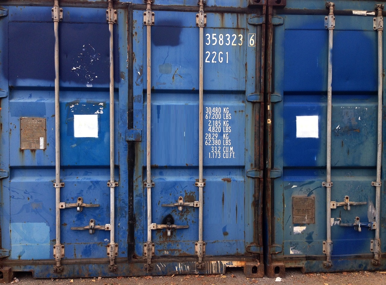 La porte d'un container maritime