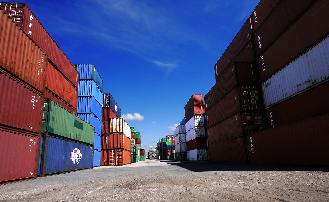 Plain de container